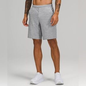 Lululemon Pace Breaker Lined Short 9" in Heather Allover Sea Salt Light Cast